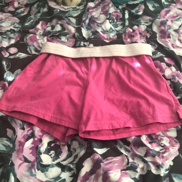 Workout shorts - Picture 1 of 2